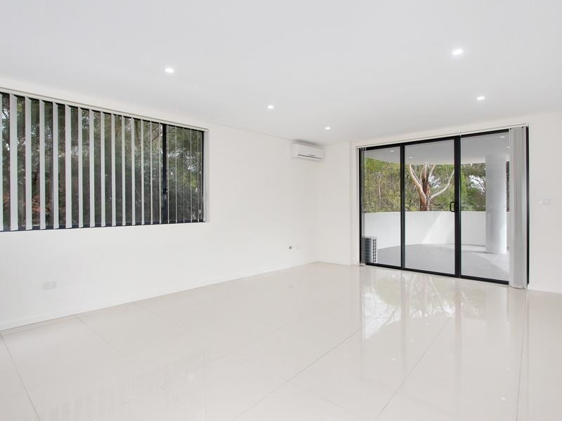 26/8-12 Linden Street, Toongabbie NSW 2146